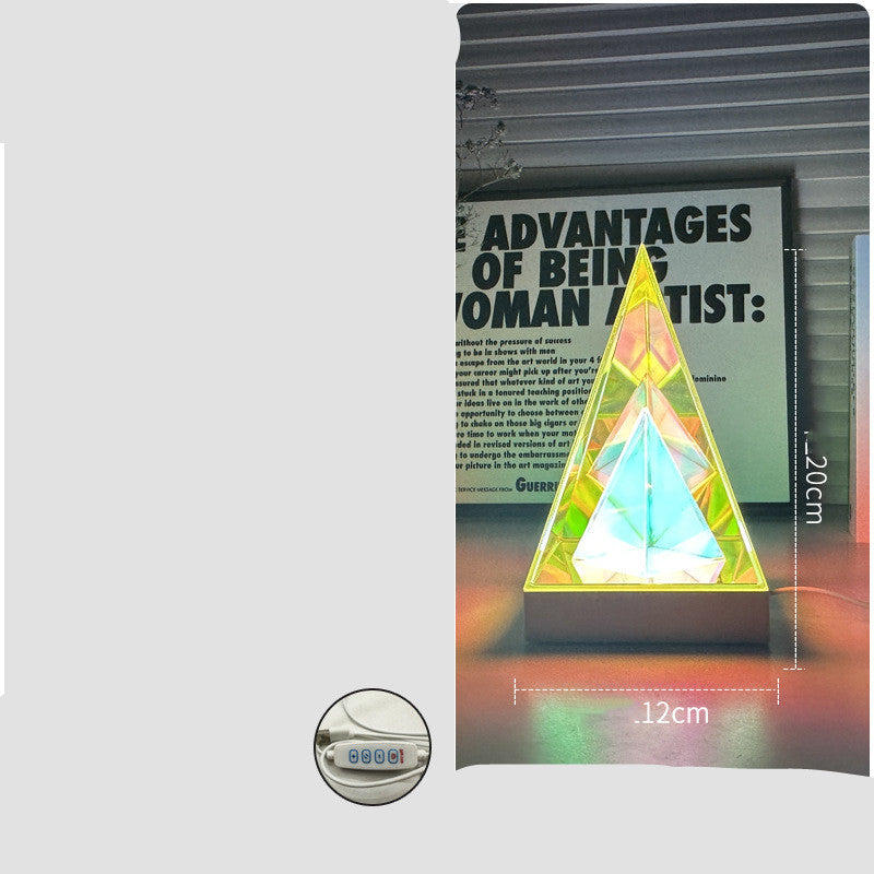 CRYSTAL LIGHT PYRAMID™